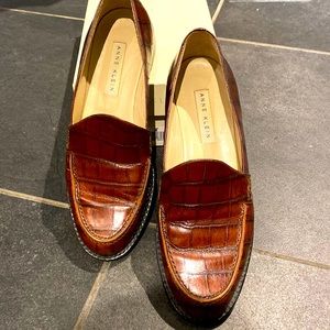 Anne Klein 🐊 Croc-Inspired leather Loafers 7.5